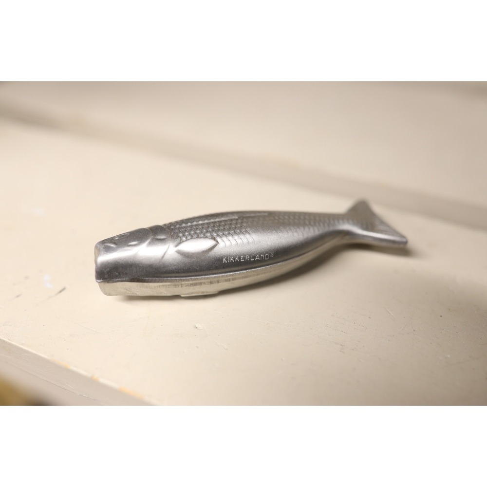 Kikkerland Stainless Steel Fish Magic Soap - Odor Remover